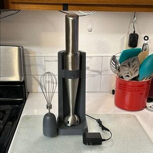 Crux Artisan series hand immersion blender, Blender w/ Whisk Attachment exc cond